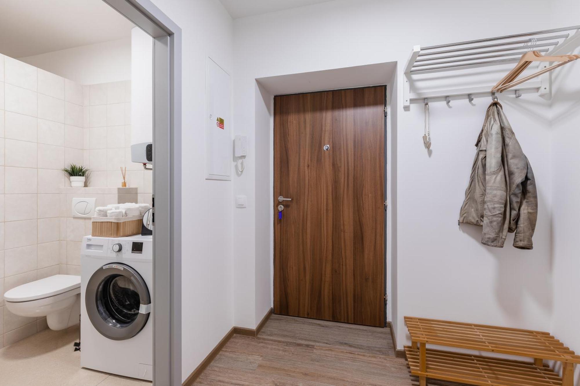 Romanticky Loft Parking U Hlavniho Nadrazi Оломоуц Экстерьер фото